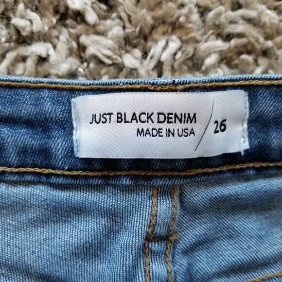 SOLD - Picture 3 of 9